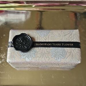 Vintage New MOR Cosmetics Frangipani Tiare Flower Emporium Soap Bar 7.02 oz